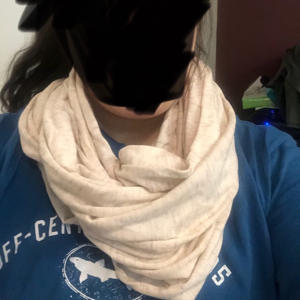 Infinity scarf - Picture 2 of 8